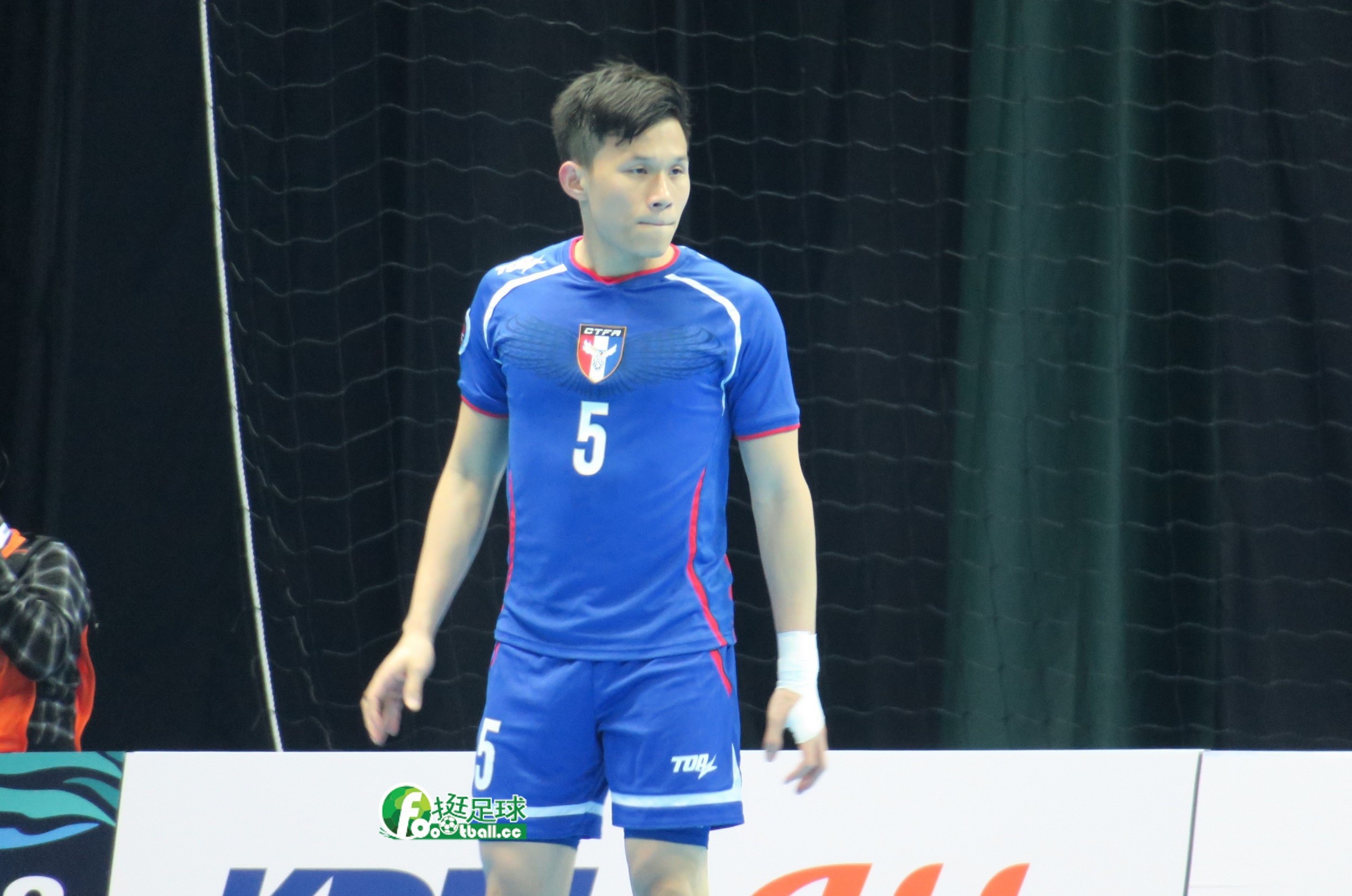 体育直播泰山猛虎队惊险晋级瓯越猛虎队，田径锦标赛上演关键失误成转折！韧性比赛的样板的简单介绍