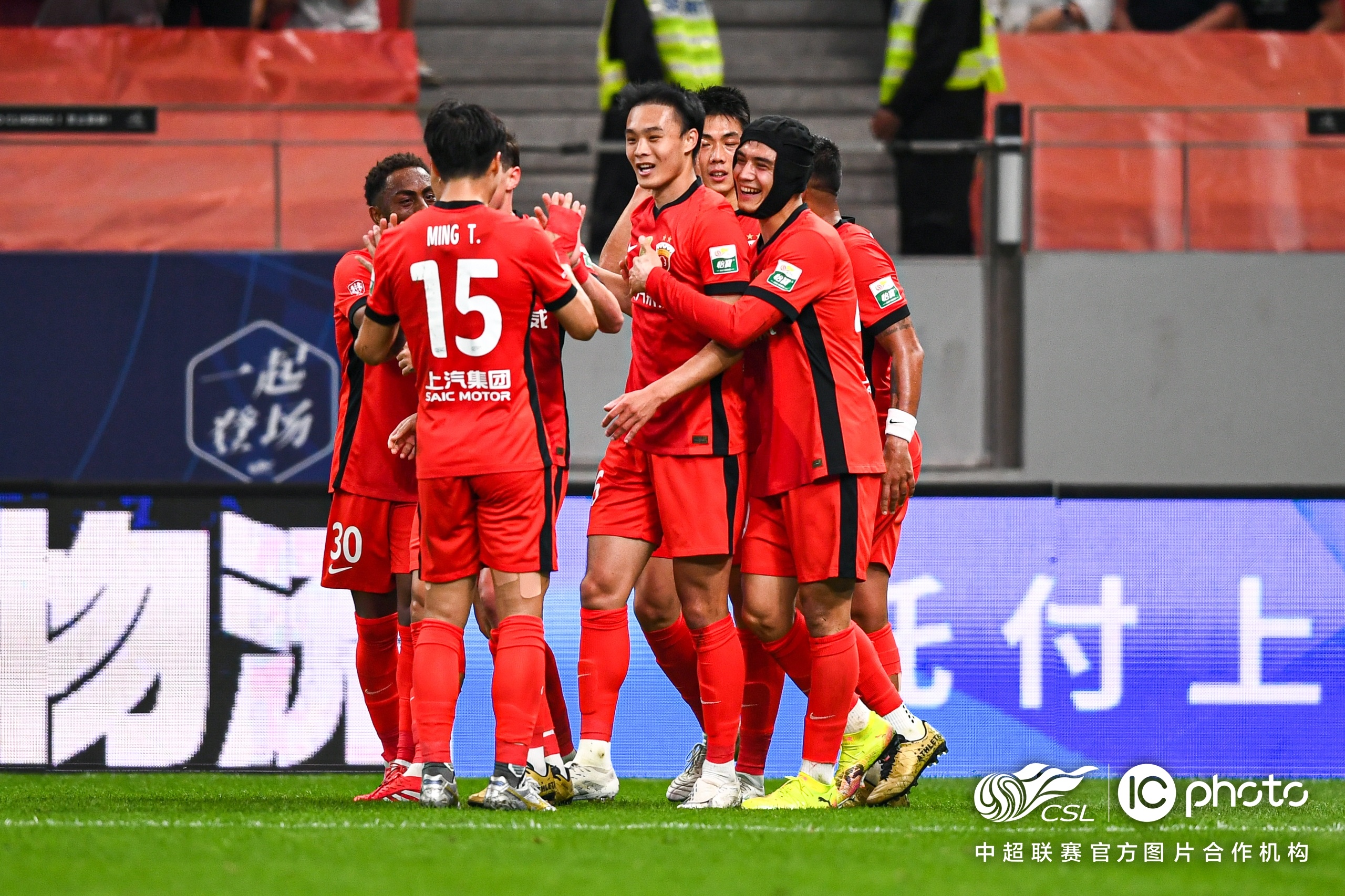 爱游戏体育关于赛后社区盾传出新动向；北京国安外线爆发；管理层表态：信心回归；阵容厚度经受考验的信息