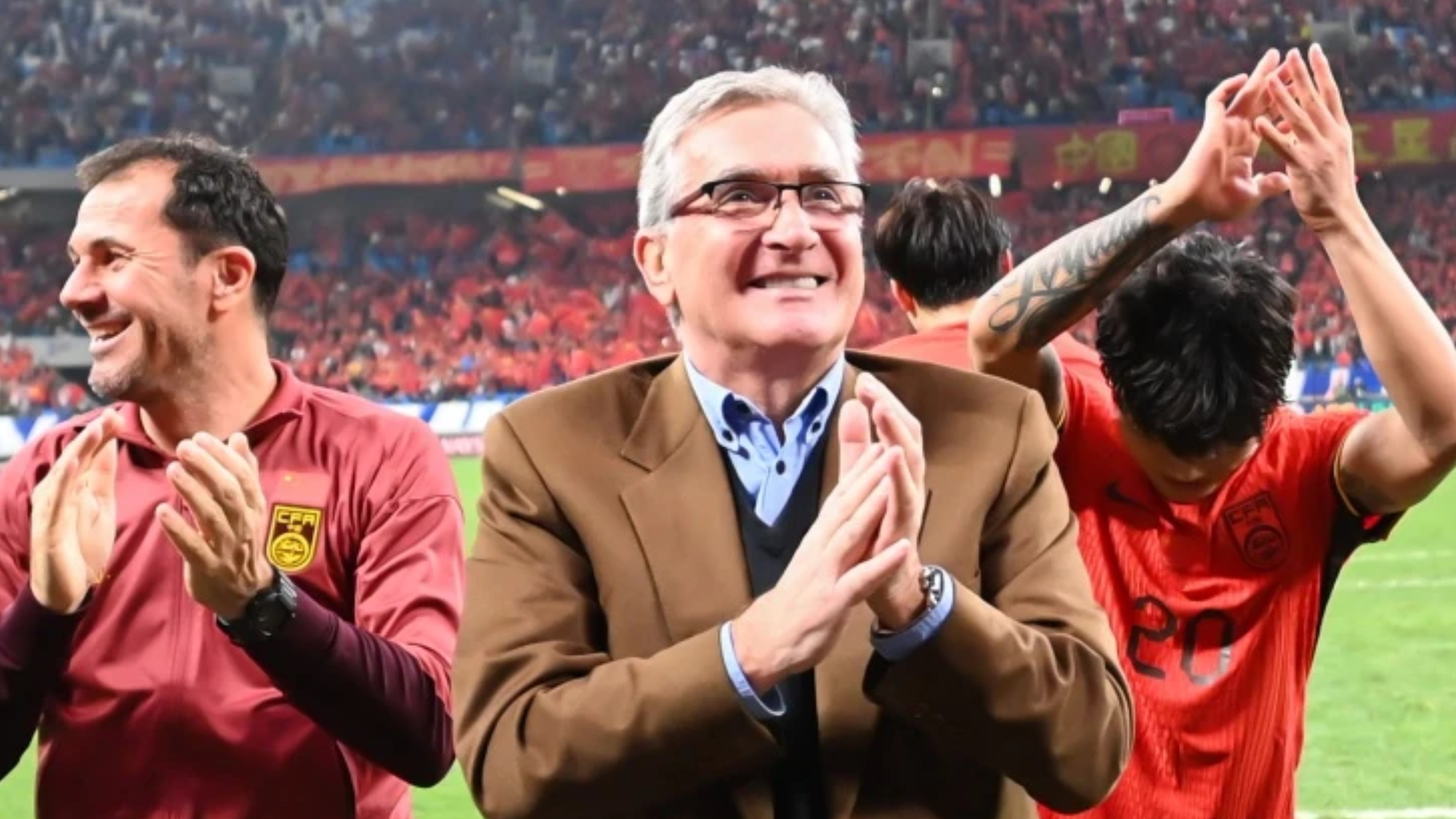 体育游戏包含迈阿密热火迎亚冠关键赛，集结日更衣室发声，信心回归，资深球员宣示担当的词条